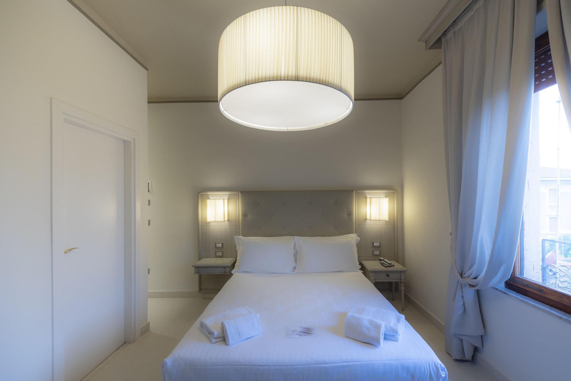 Villa Elda Boutique Hotel Siena Exterior photo