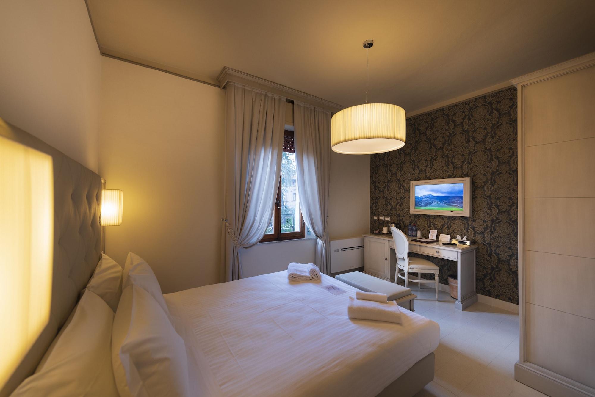 Villa Elda Boutique Hotel Siena Exterior photo