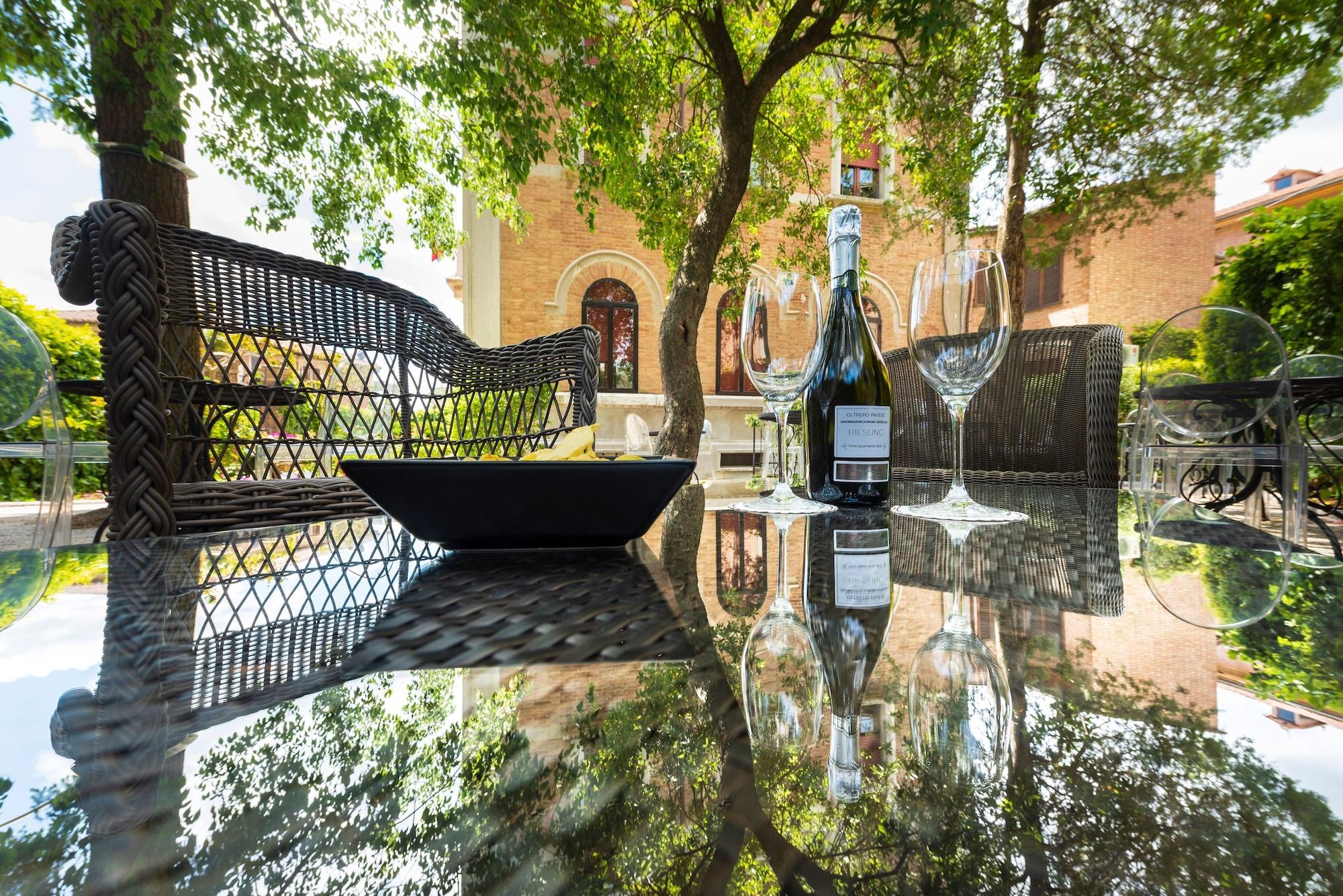 Villa Elda Boutique Hotel Siena Exterior photo