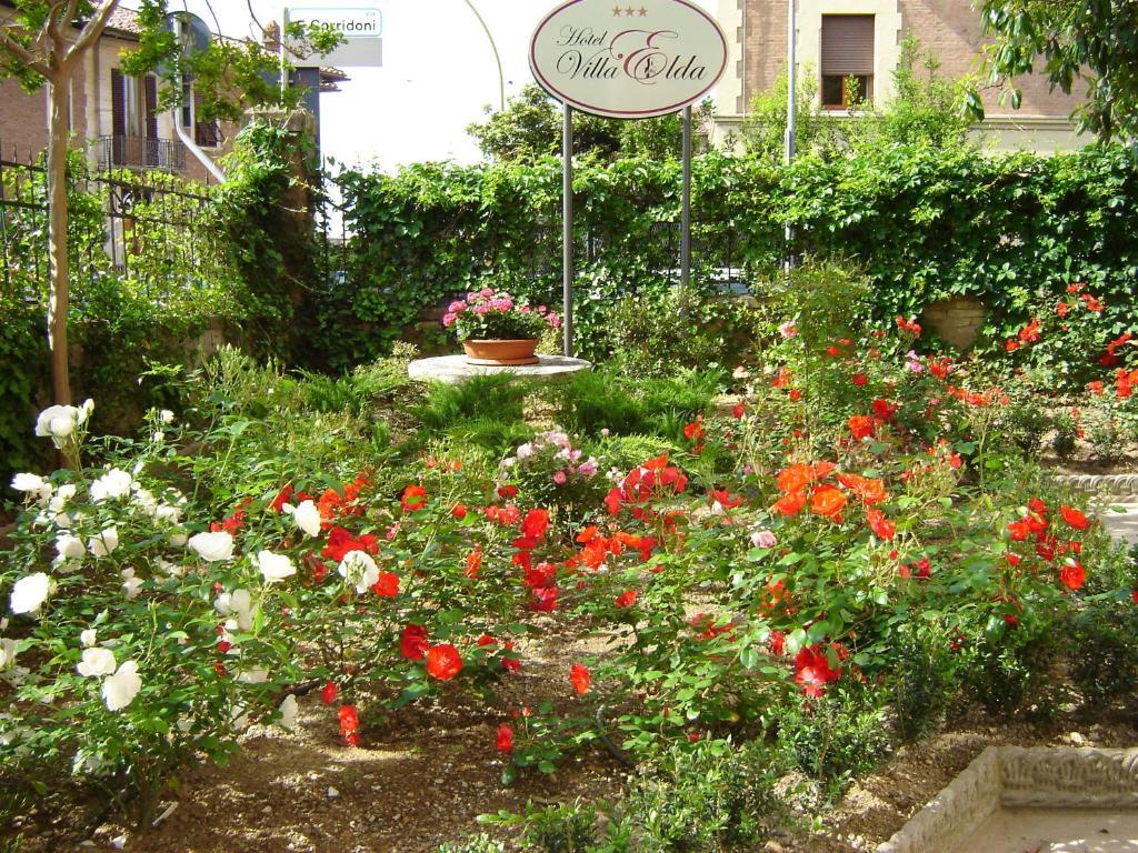 Villa Elda Boutique Hotel Siena Exterior photo