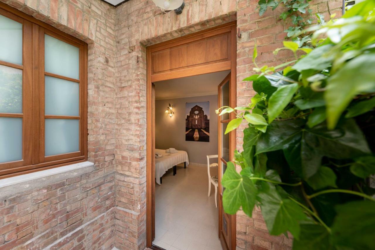 Villa Elda Boutique Hotel Siena Exterior photo