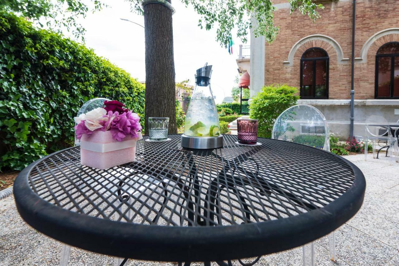 Villa Elda Boutique Hotel Siena Exterior photo