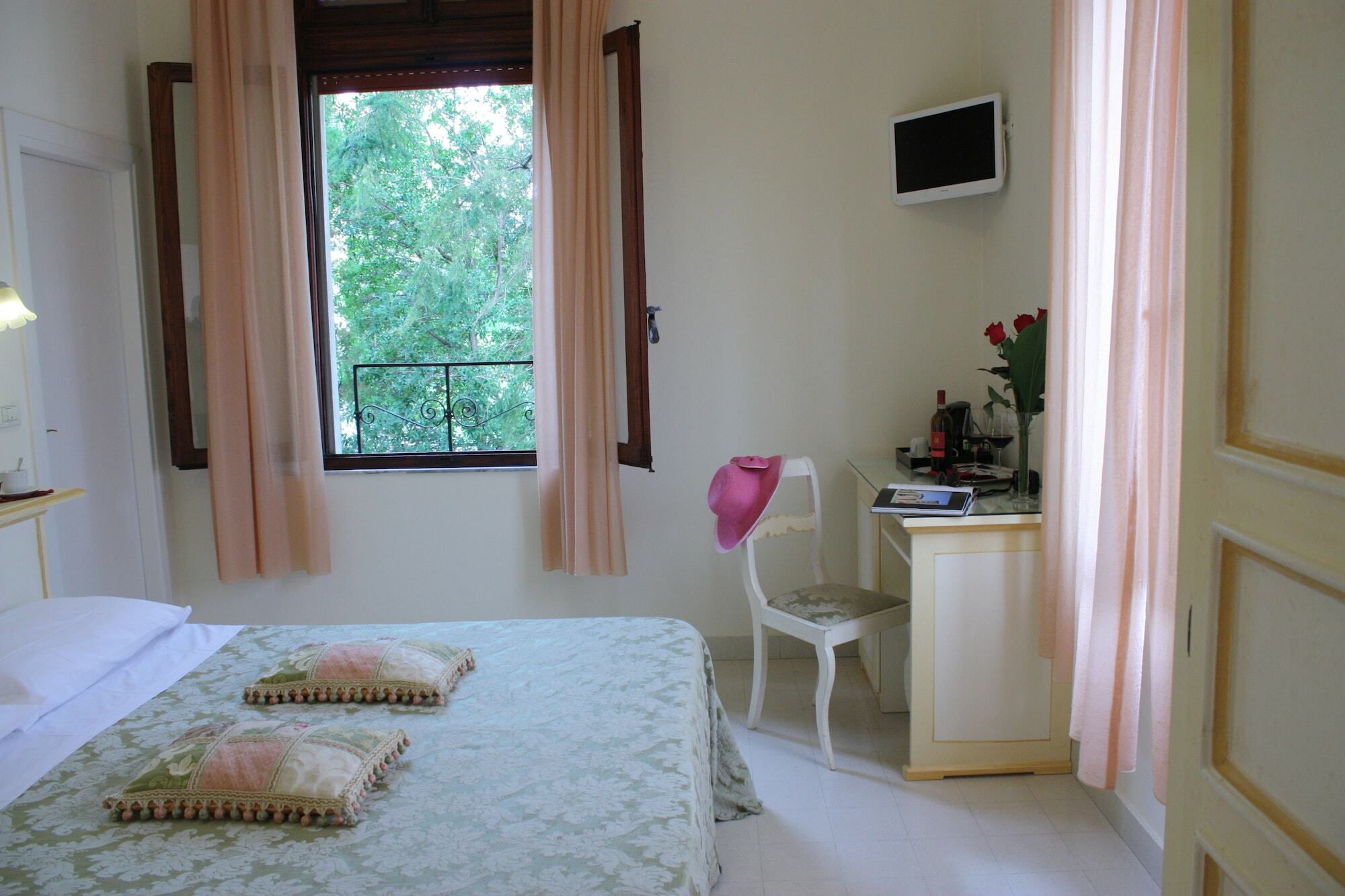 Villa Elda Boutique Hotel Siena Exterior photo